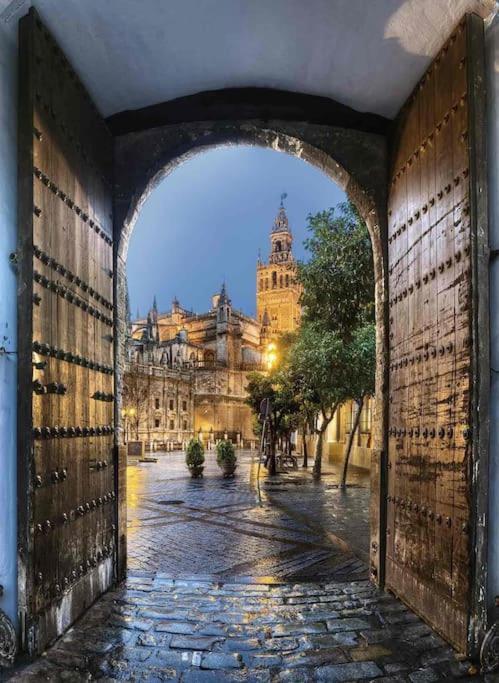 Spalis Suite Loft De Lujo En El Centro Historico Seville Exterior photo